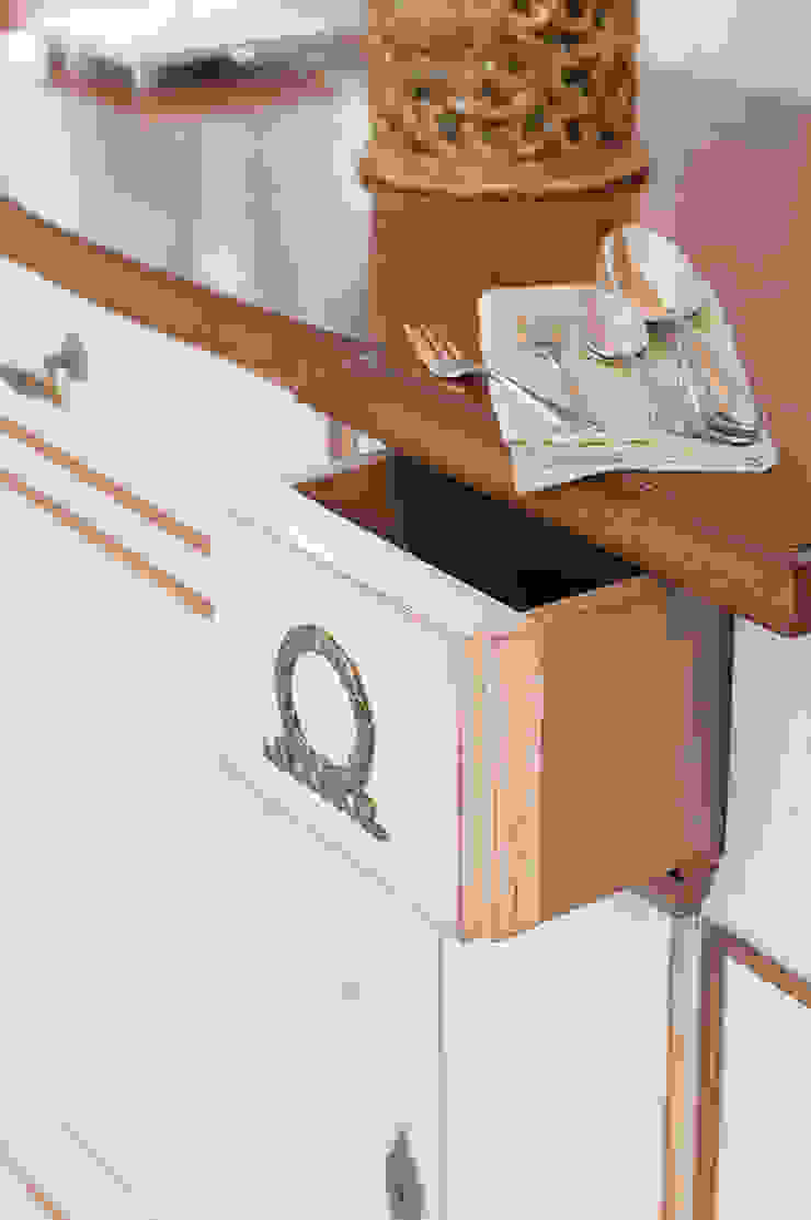 DOMICIL Journal Wohngenuss Salas de estar clássicas por Domicil Möbel GmbH Clássico