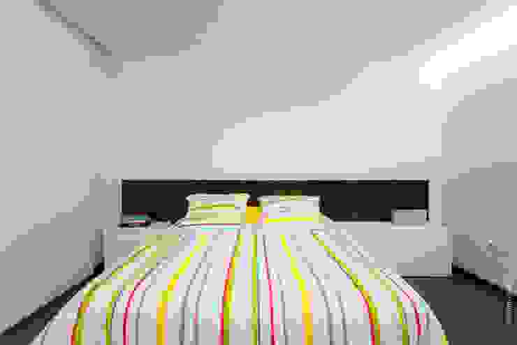house 116 bo | bruno oliveira, arquitectura Modern Bedroom Wood White