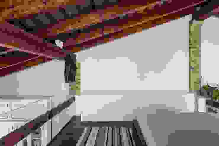 Moderne Häuser von amBau Gestion y Proyectos Modern