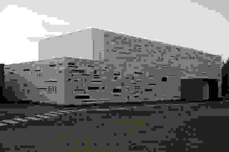 Fachada Principal guedes cruz arquitectos Moradias