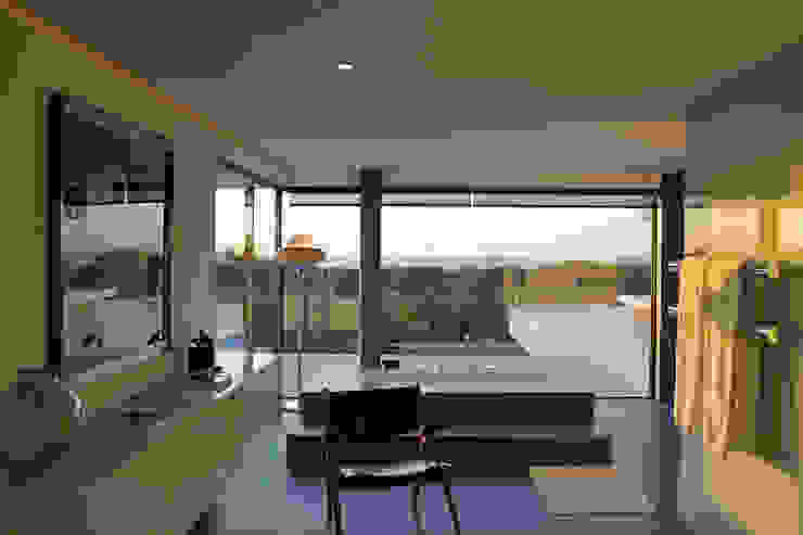 Casa de Banho com Vista guedes cruz arquitectos Casas de banho minimalistas