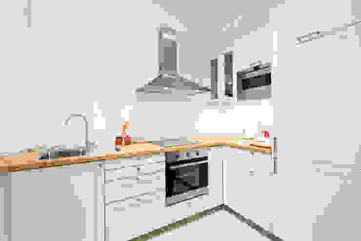 ISLABAU constructora Modern Kitchen