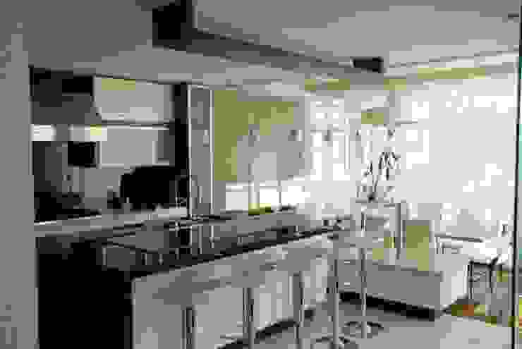 FergoStudio Minimalist kitchen