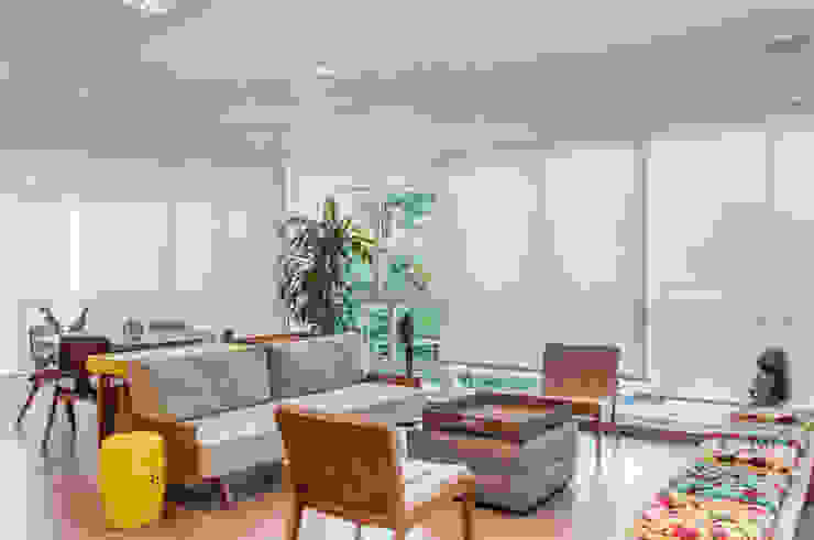 Residência Barra da Tijuca AR Arquitetura & Interiores Ruang Keluarga Modern