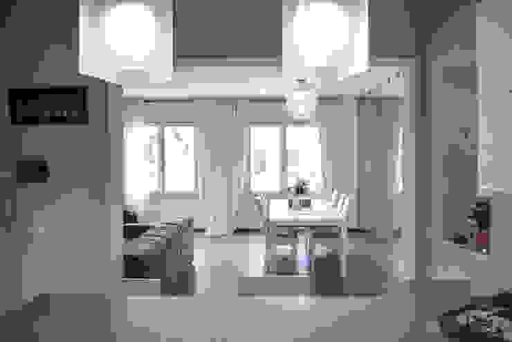 nova House NCe Architetto Sala da pranzo moderna