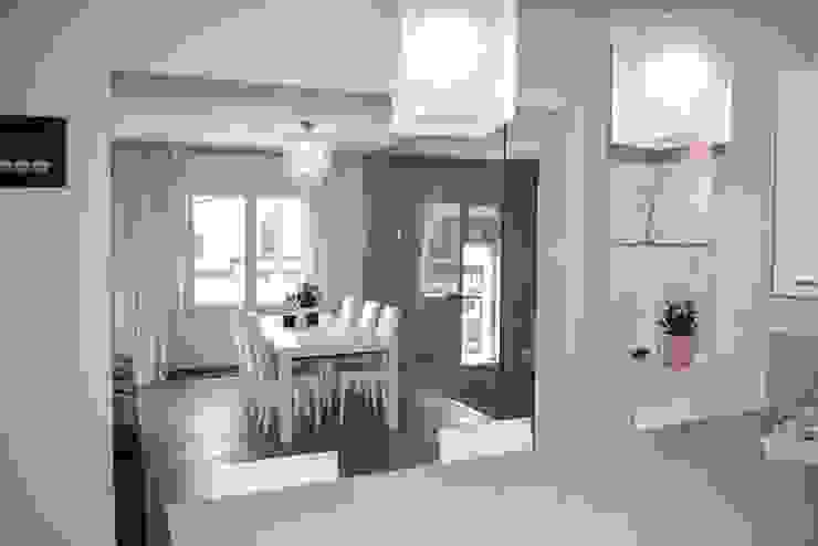 nova House NCe Architetto Sala da pranzo moderna