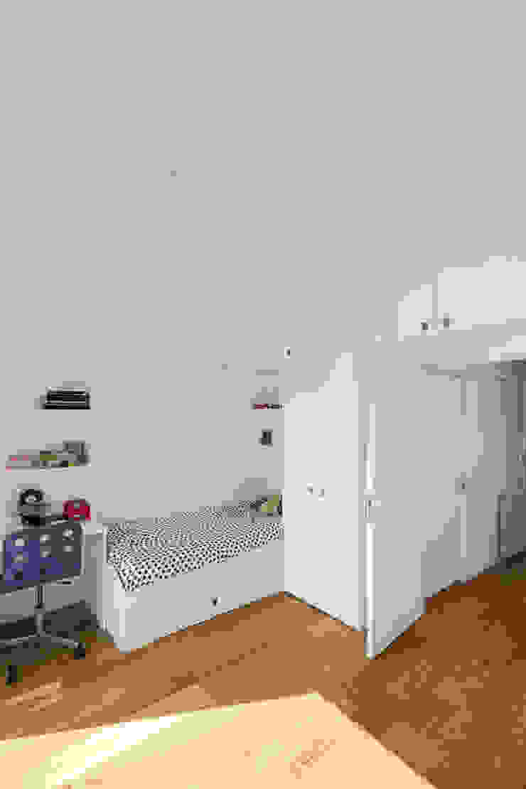 Quarto infantil moderno por Floret Arquitectura Moderno