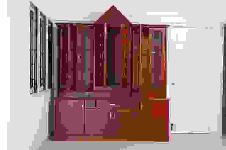 TRADITIONAL INTERIORS. homecenterktm Living roomShelves