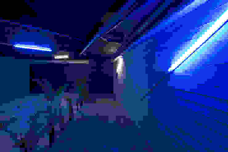 Tadeo 6_Estacionamiento Proyecto.Cafeina Industriële garage Stenen Wit