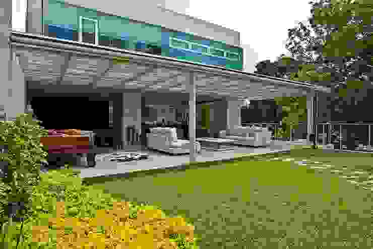 Casa MR, oda - oficina de arquitectura oda - oficina de arquitectura Modern Terrace
