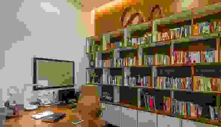In-situ Design Modern style study/office
