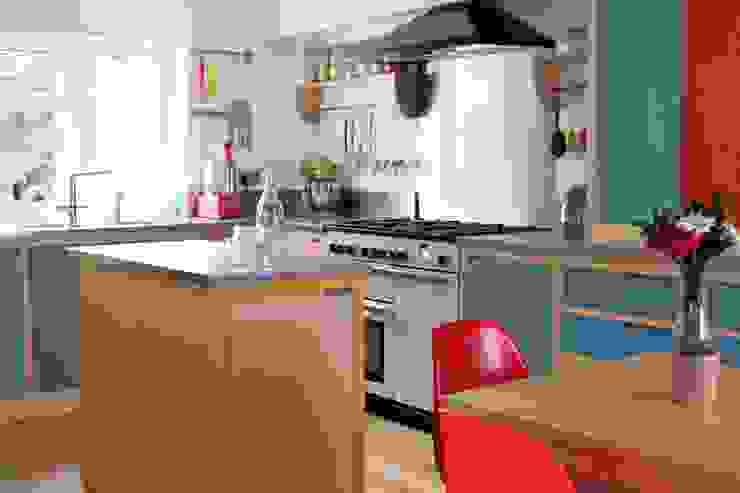 Colour by Numbers homify Eclectic style kitchen Wood Multicolored Sustainable kitchens,plywood kitchen,flat panel kitchens,kitchen island,Farrow and Ball,stainless steel,white range cooker,Nancy's Blushes,Arsenic,St Giles Blue,Babouche,oak flooring