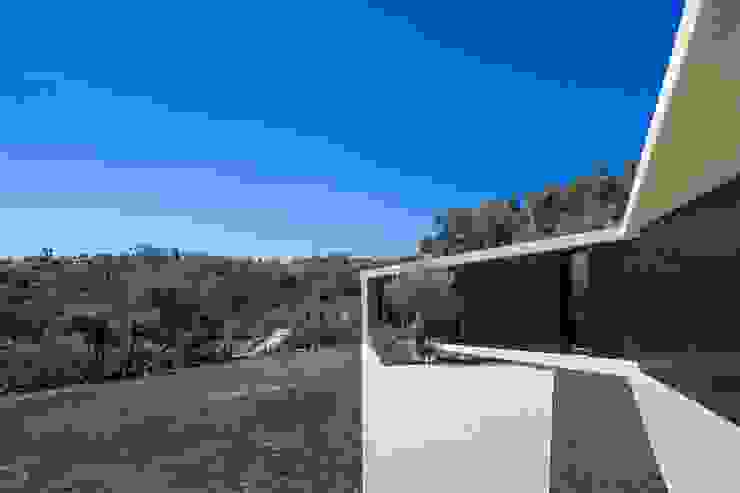 Tomar Hill House por CONTAMINAR