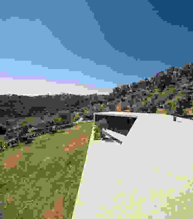 Tomar Hill House por CONTAMINAR