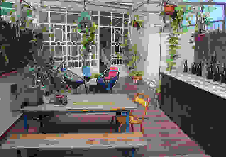 homify Mediterraner Balkon, Veranda & Terrasse