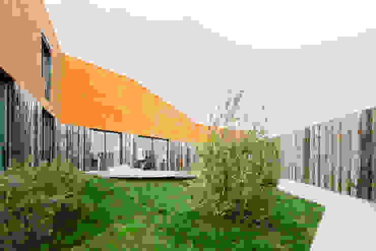 Casa Varatojo Modern houses by Atelier Data Lda Modern