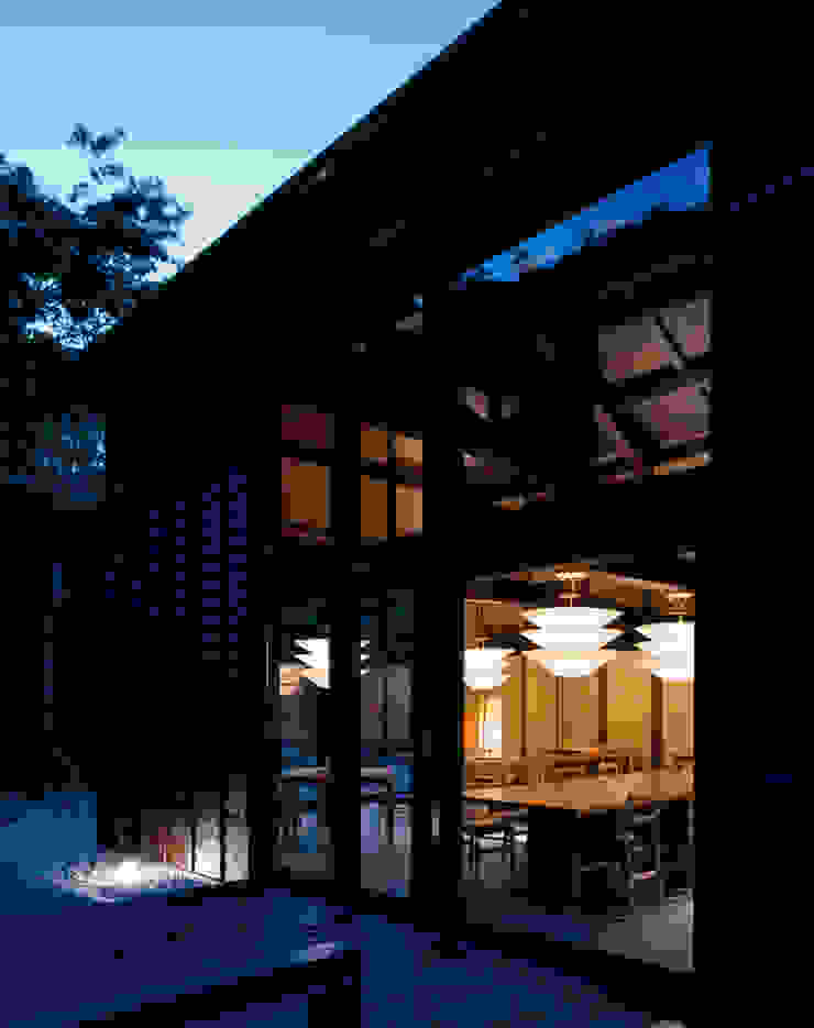 株式会社 小林恒建築研究所 Varandas, alpendres e terraços asiáticos