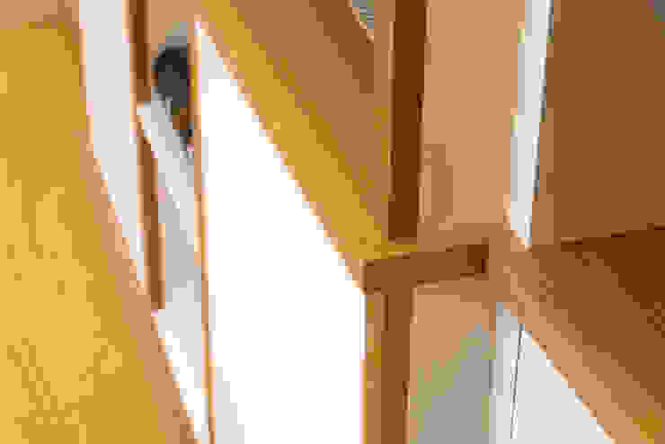 Break Front Cupboards & Shelving - ​Detail Martin Greshoff Furniture Modern living room