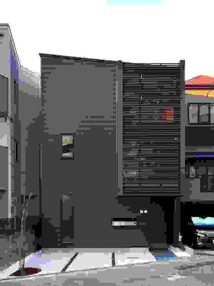 6th studio / 一級建築士事務所 スタジオロク Modern Houses Brown