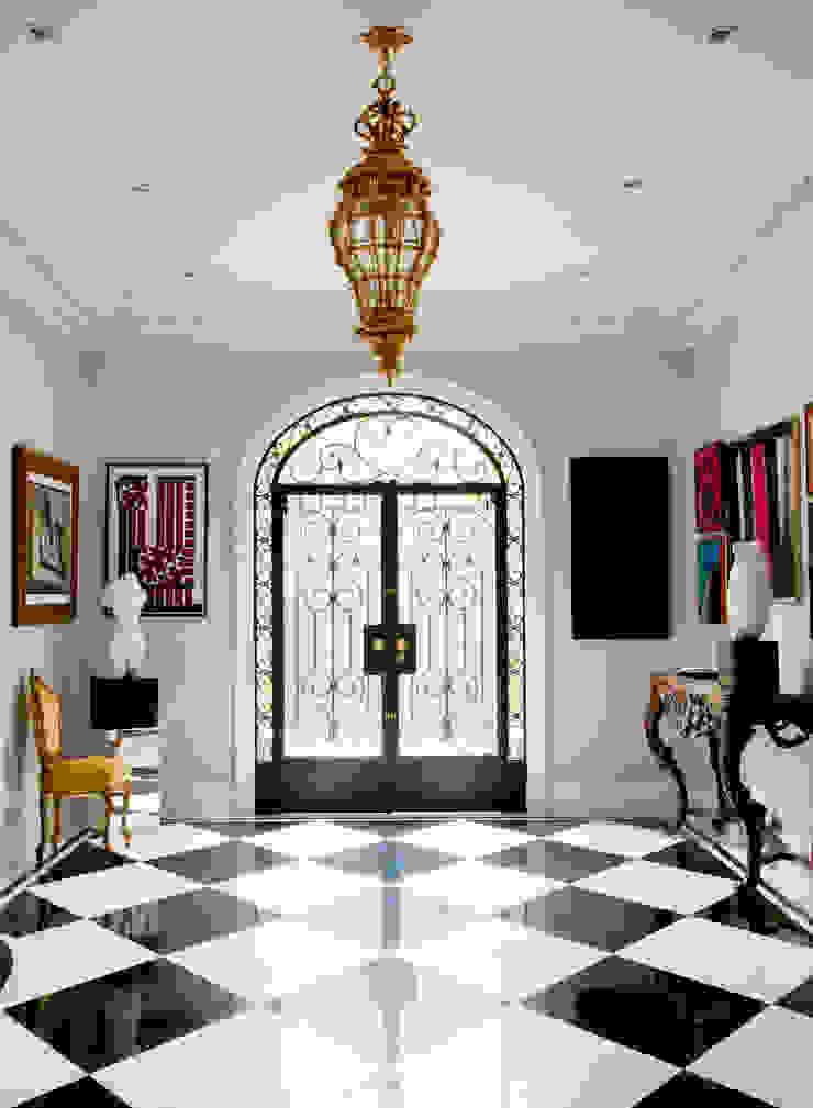 French Chateaux, Allan Malouf Arquitetura e Interiores Allan Malouf Arquitetura e Interiores Classic style windows & doors