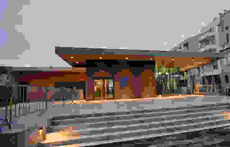 Estação Ferroviária de Espinho MIGUEL VISEU COELHO ARQUITECTOS ASSOCIADOS LDA Lapangan terbang