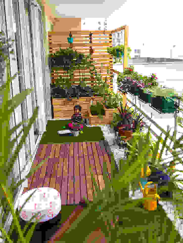 Studio Earthbox Balcones y terrazas de estilo rural