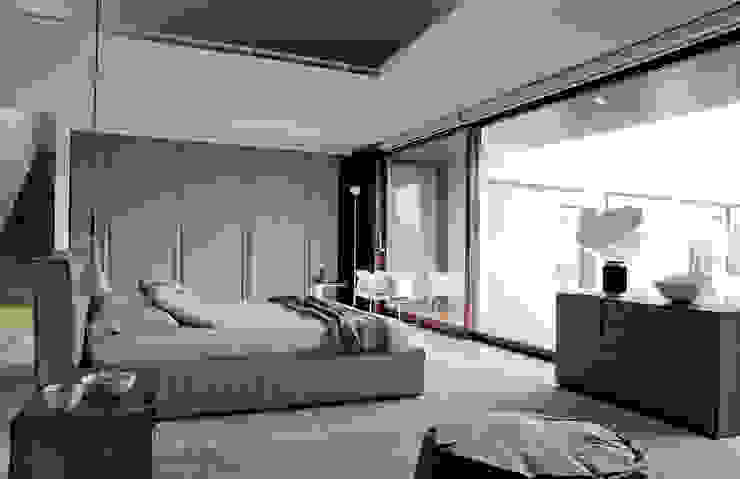 Novamobili Schlafzimmer Notte homify Moderne Schlafzimmer Kleiderschränke und Kommoden