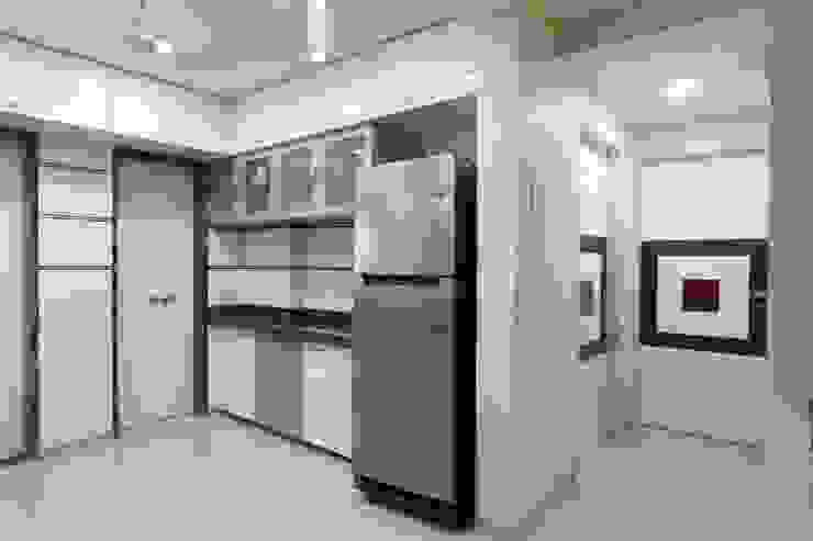 PSQUAREDESIGNS Modern Kitchen