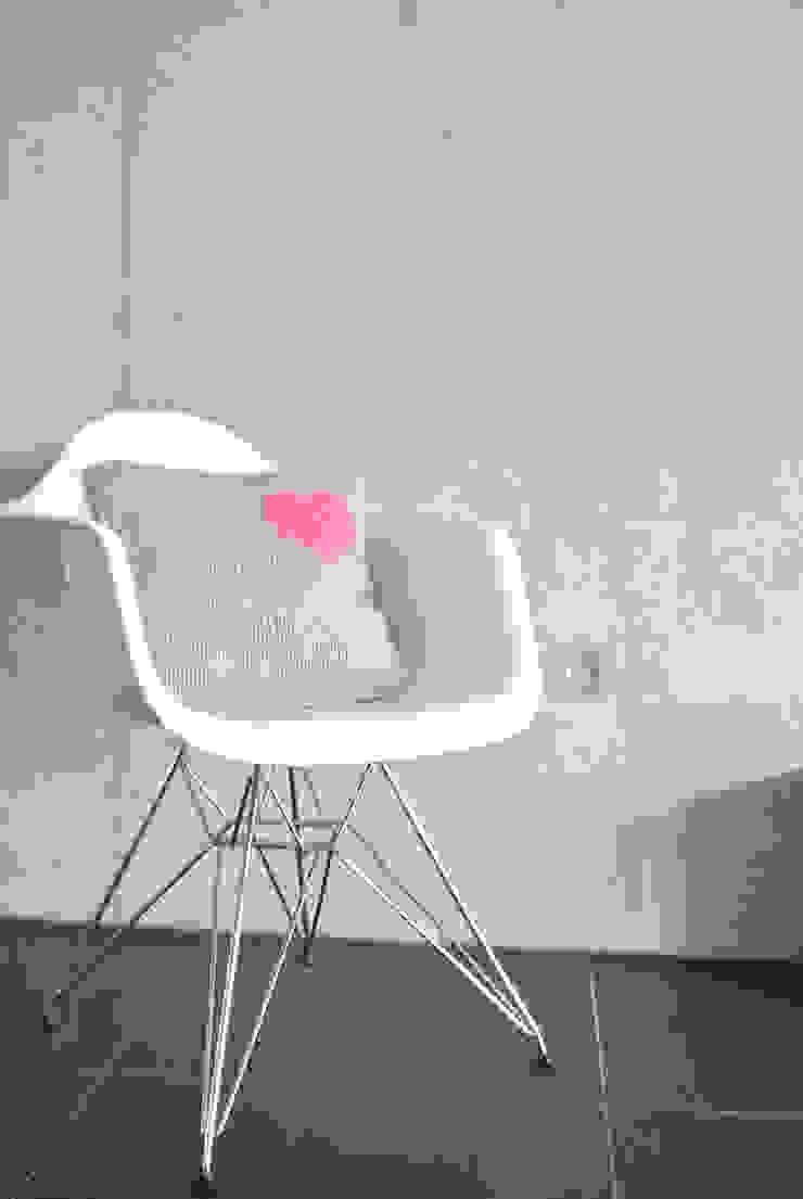 Wollstrickkissen "Seemannsherz" von Paula Louida Ausgefallen