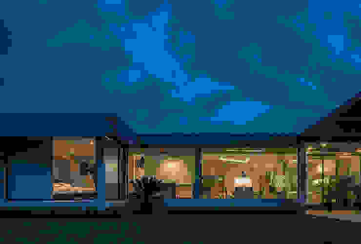 ROMERO DE LA MORA Modern home