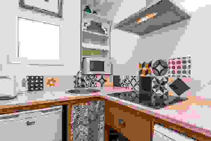 Prédio Turístico em Santa Catarina, Lisboa alma portuguesa CozinhaPias e torneiras