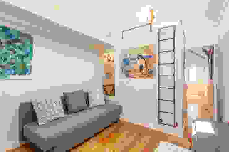 Prédio Turístico em Santa Catarina, Lisboa alma portuguesa Sala de estarAcessórios e Decoração