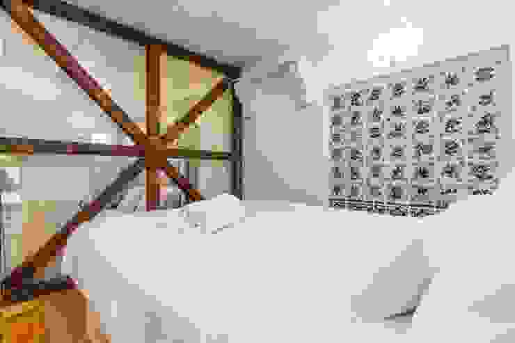 Prédio Turístico em Santa Catarina, Lisboa alma portuguesa QuartoAcessórios e decoração