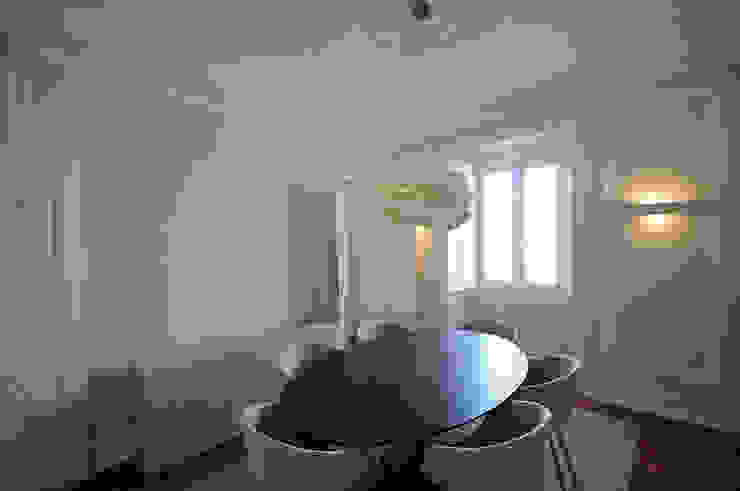 Eclectic style dining room by Colectivo ODD Eclectic