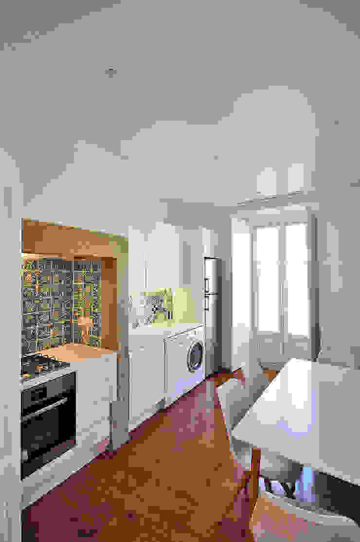 by Colectivo ODD Eclectic