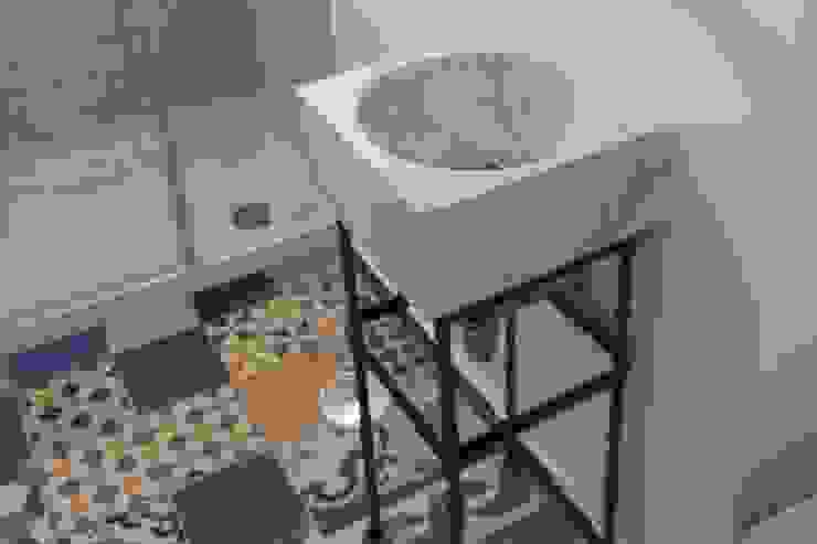 Prédio Turístico em Santa Catarina, Lisboa alma portuguesa Casa de banhoDecoração