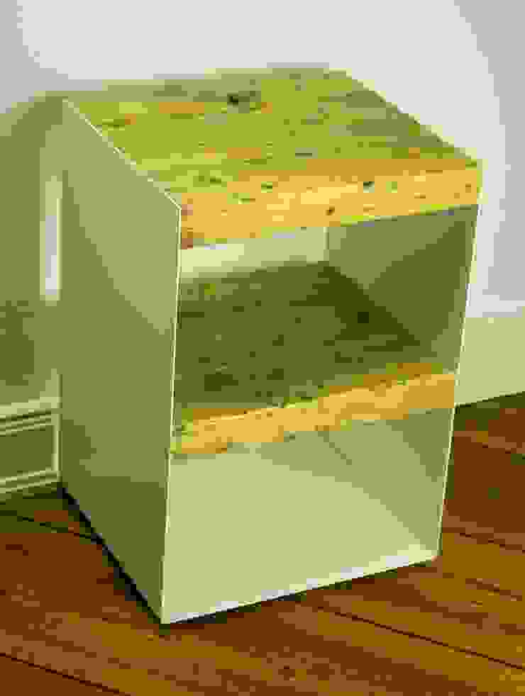 Nachttisch aus Holzbohlen | homify