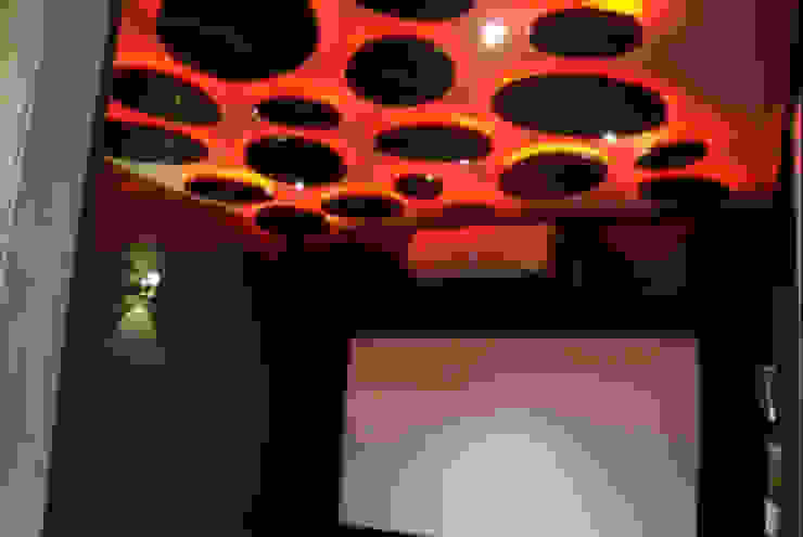 Personal Theater, Takeaway Interiors Takeaway Interiors Modern media room Grey Light,Amber,Lighting,Orange,Tints and shades,Art,Technology,Ceiling,Circle,Event
