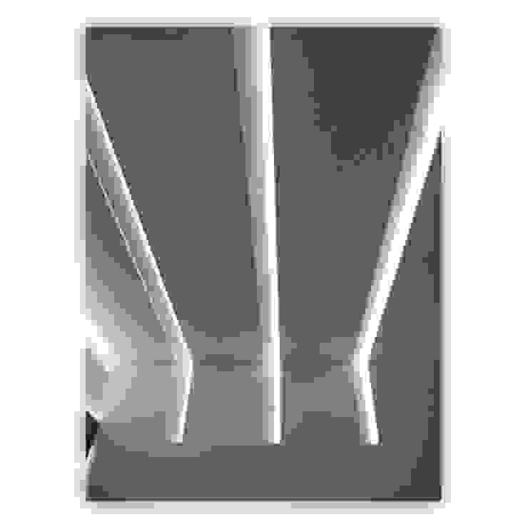 Portal tesifonte torradoarquitectura Modern Corridor, Hallway and Staircase