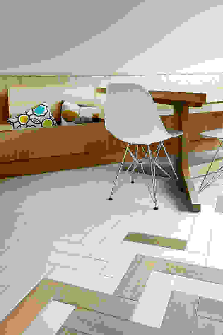 Facet House, Platform 5 Architects Platform 5 Architects Modern Dining Room