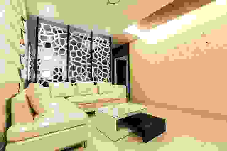 Model Flat, Design Cafe Design Cafe Modern living room