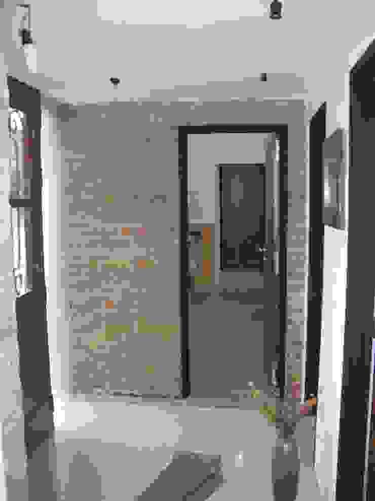 Casa Caro & Emi Pasillos, vestíbulos y escaleras modernos de Aureo Arquitectura Moderno