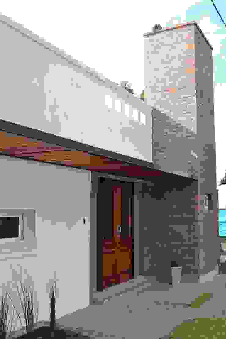 Casa Caro & Emi Casas modernas de Aureo Arquitectura Moderno