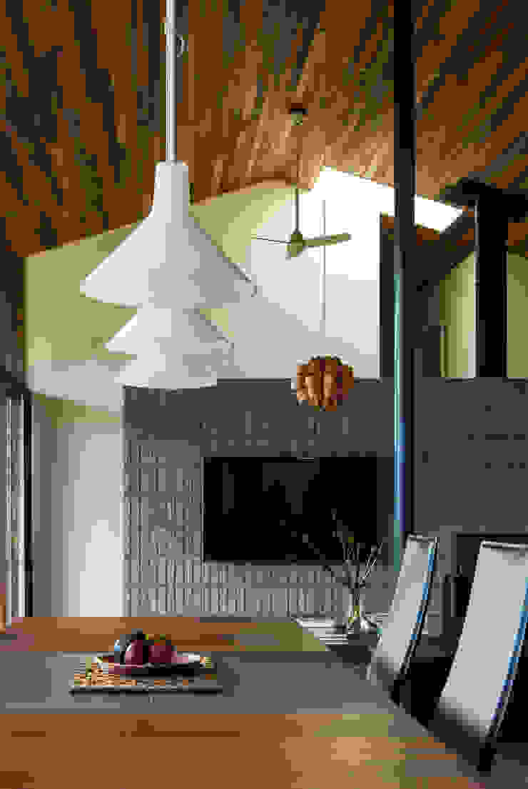 Mimasis Design／ミメイシス デザイン Їдальня