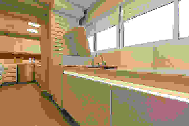 Enzo Sobocinski Arquitetura & Interiores Cuisine moderne MDF Blanc