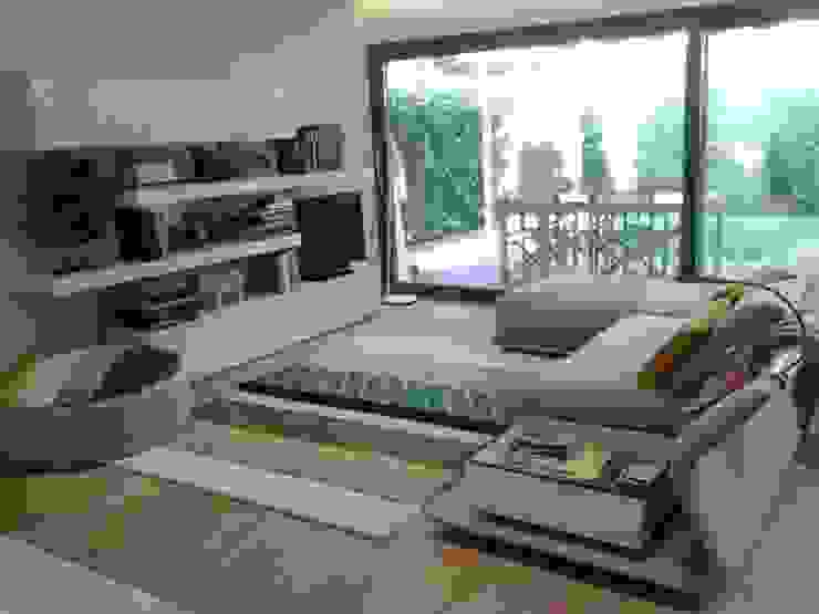 Marc Pérez Interiorismo WohnzimmerTV- und Mediamöbel