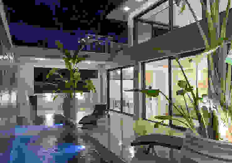 Villa GP, frederique Legon Pyra architecte frederique Legon Pyra architecte Spa moderne