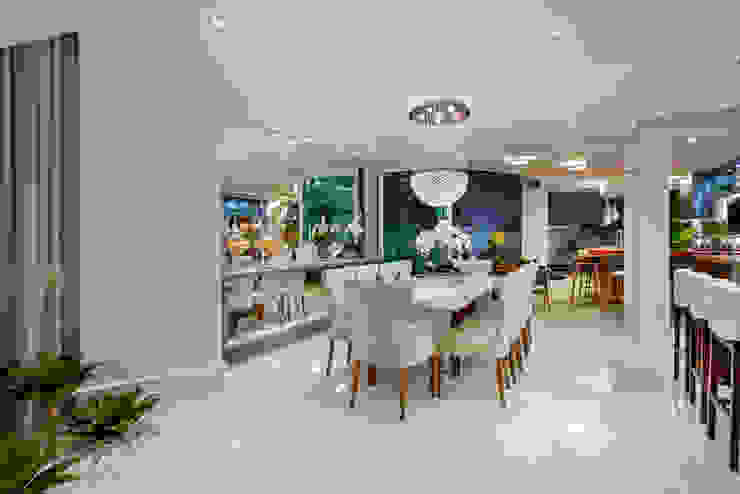 Salon moderne par Arquiteto Aquiles Nícolas Kílaris Moderne