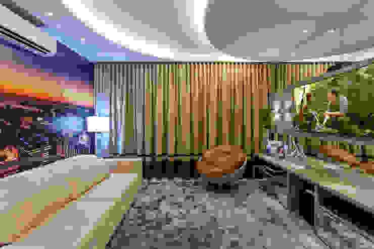 Arquiteto Aquiles Nícolas Kílaris Moderner Multimedia-Raum MDF Mehrfarbig