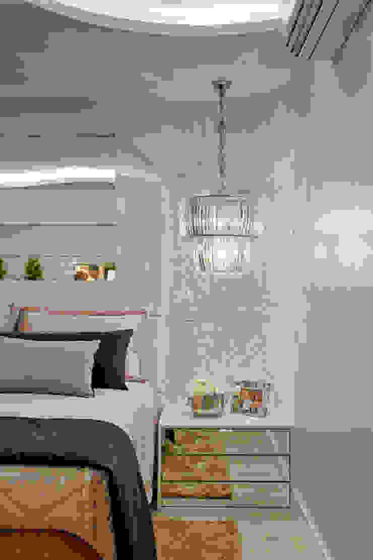 Chambre moderne par Arquiteto Aquiles Nícolas Kílaris Moderne